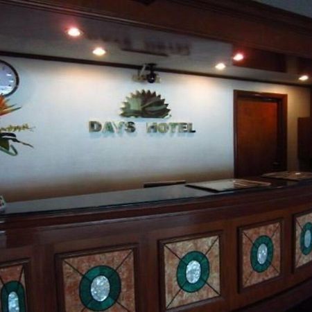 מקטאן Days Hotel Mactan Cebu מראה חיצוני תמונה