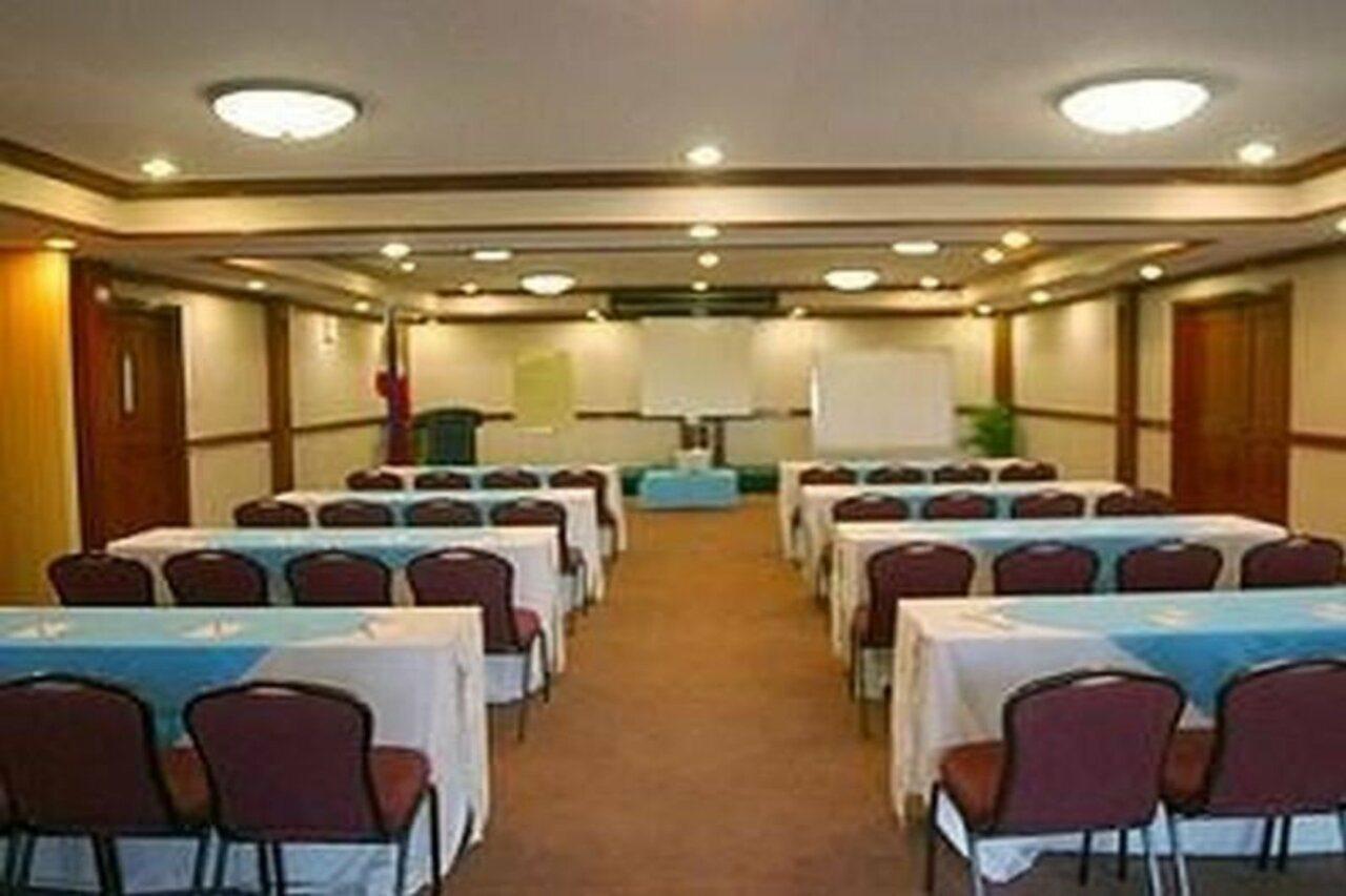 מקטאן Days Hotel Mactan Cebu מראה חיצוני תמונה