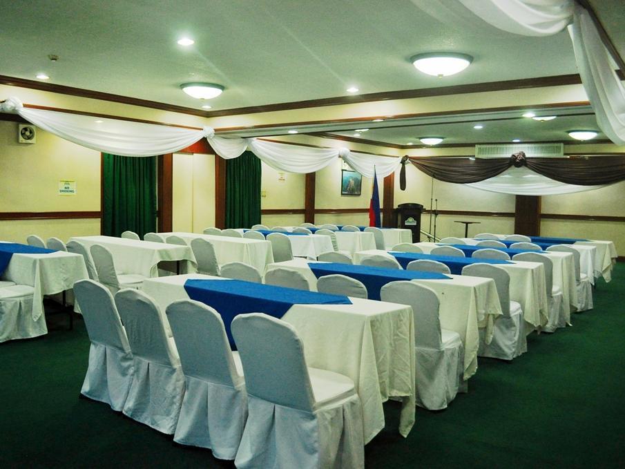מקטאן Days Hotel Mactan Cebu מראה חיצוני תמונה